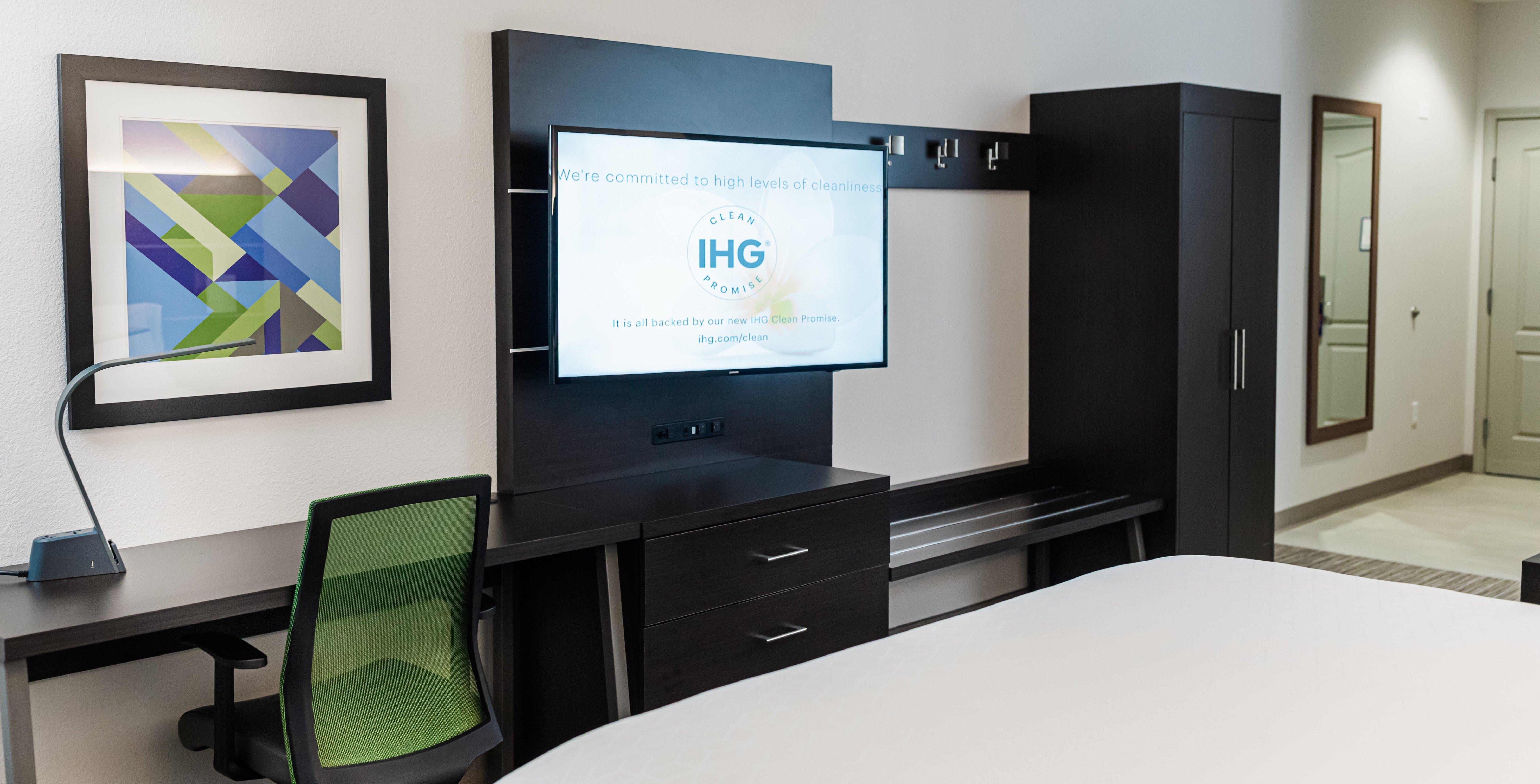 Holiday Inn Express - Andalusia By Ihg Exterior photo